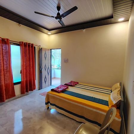 Omkar Beach Resort Malvan Bagian luar foto